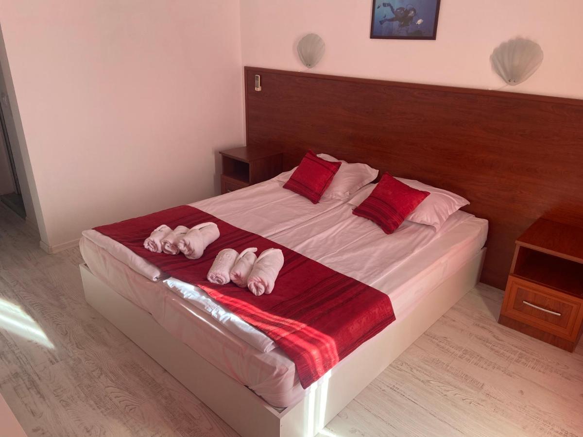 Ribarska Sreshta Family Hotel Tsarevo Exterior photo