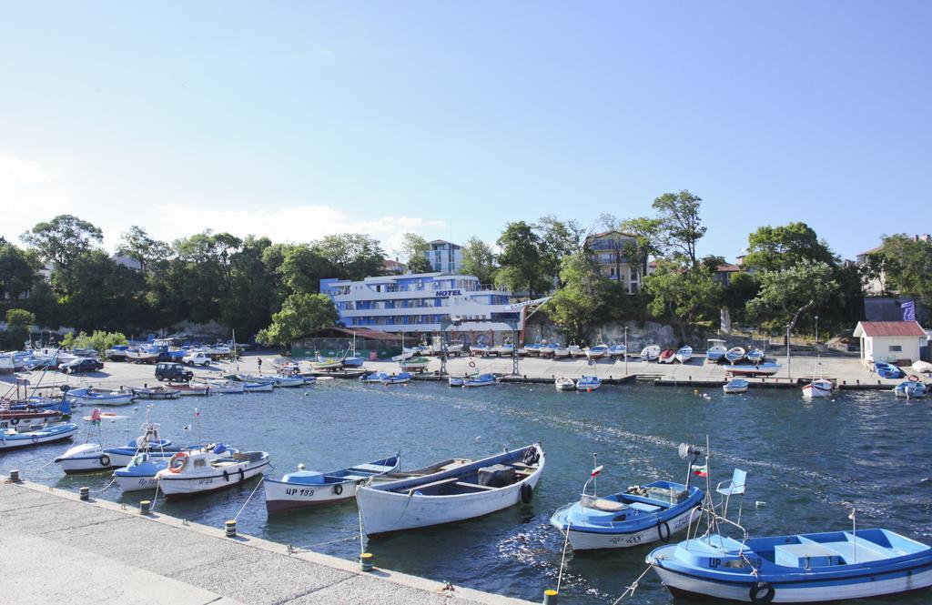 Ribarska Sreshta Family Hotel Tsarevo Exterior photo